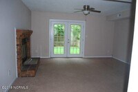 212 Bracken Pl photo'