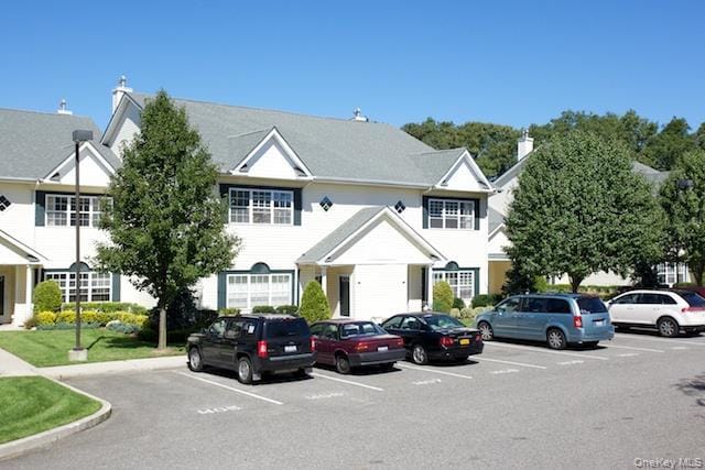 310 Centre Ct in Medford, NY - Building Photo - Building Photo