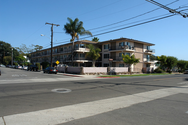 The Boardwalk in Goleta, CA - Building Photo - Building Photo