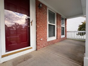 712 Cape Henry Dr in Columbus, OH - Building Photo - Building Photo