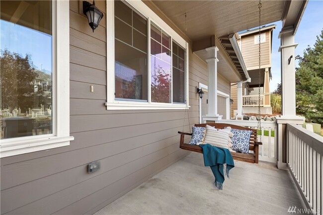 1548 Farina Loop SE in Olympia, WA - Foto de edificio - Building Photo