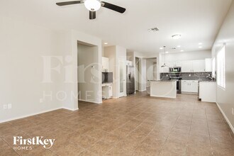 14912 N 153rd Ave in Surprise, AZ - Foto de edificio - Building Photo