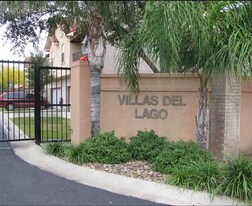 7521 Country Club Dr in Laredo, TX - Building Photo