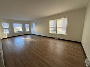 6614 5th Ave in Kenosha, WI - Building Photo - Building Photo