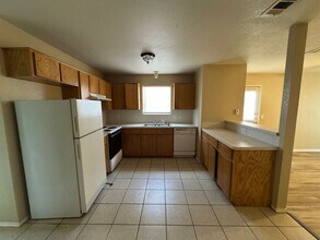 2003 Monte Carlo Ln in Killeen, TX - Building Photo - Building Photo