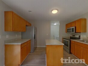 325 Hampton Ridge Dr in Greer, SC - Building Photo - Building Photo