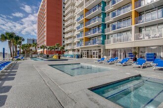 1708 N Ocean Blvd in Myrtle Beach, SC - Building Photo - Building Photo