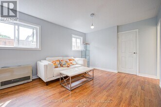 104 Angus Dr in Toronto, ON - Building Photo - Building Photo