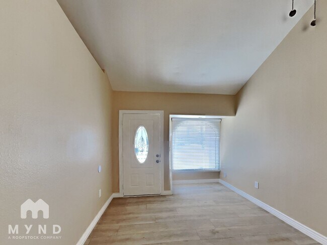 271 Dakota St in Chandler, AZ - Building Photo - Building Photo