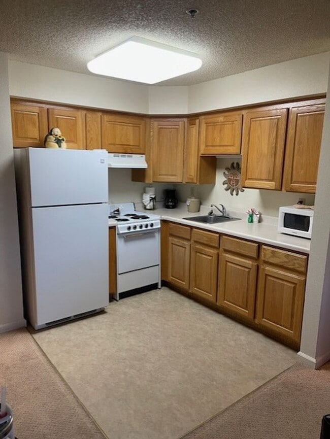 555 Highland Dr in Mesquite, NV - Foto de edificio - Building Photo