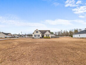100 Kodiak Ct in Jacksonville, NC - Building Photo - Building Photo