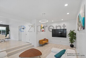 2262 Sharon Rd in Menlo Park, CA - Building Photo - Building Photo