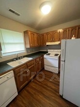 2216 E 8th St in Joplin, MO - Building Photo - Building Photo