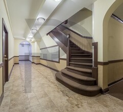 1044 W George St, Unit #1050-101 in Chicago, IL - Foto de edificio - Building Photo