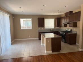 777 Del Mar Cir in Vacaville, CA - Building Photo - Building Photo
