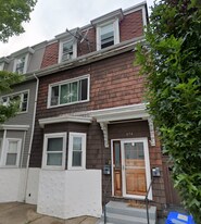 474 E 7th St, Unit 1 in Boston, MA - Building Photo