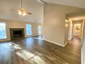 2749 Sage Meadow Dr in Memphis, TN - Building Photo - Building Photo