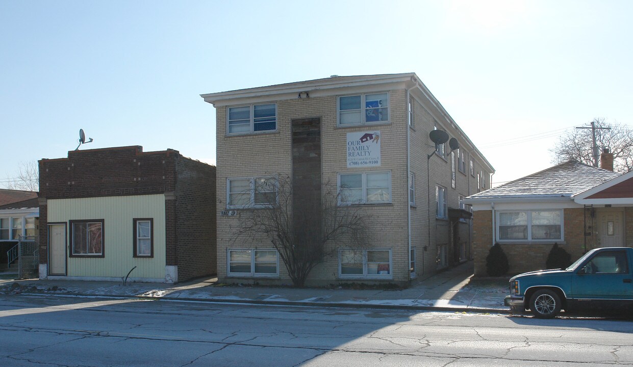 5517-5519 W 25th St in Cicero, IL - Building Photo