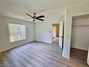 661 Squire Cir, Unit 101 in Naples, FL - Building Photo - Building Photo