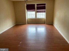 46 Cranberry Ct in Evesham, NJ - Building Photo