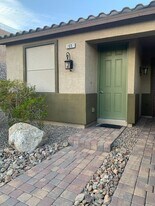 2697 Crystal Blue St in Laughlin, NV - Building Photo