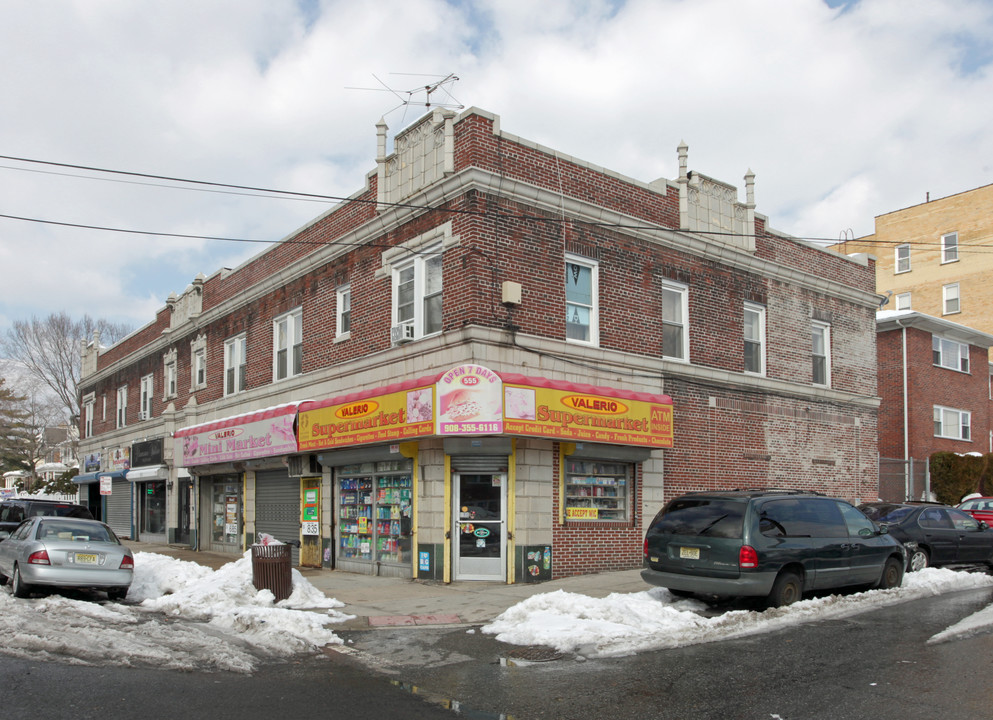 G & S Mini Market in Elizabeth, NJ - Building Photo