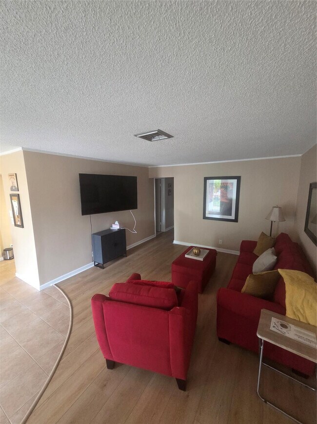 1920 NE 51st Ct in Fort Lauderdale, FL - Building Photo - Building Photo