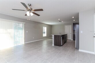 360 Fern Ct in Poinciana, FL - Building Photo - Building Photo