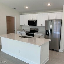 1726 NW 17th St in Cape Coral, FL - Building Photo - Building Photo