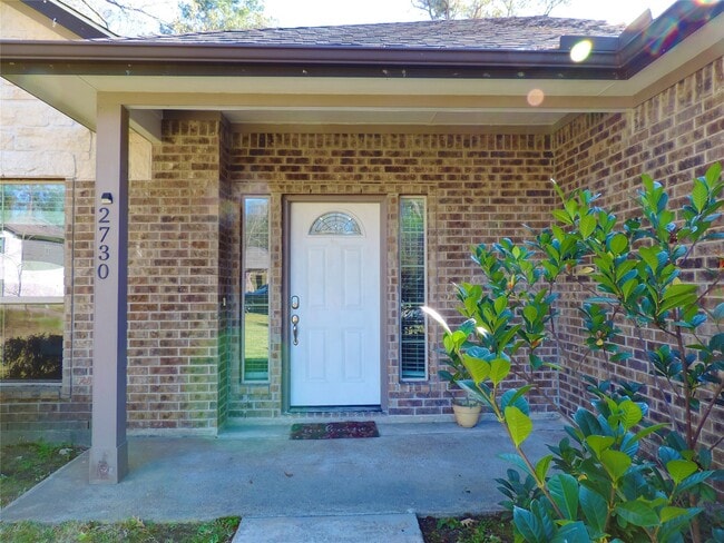 property at 2730 N Colosseum Ct