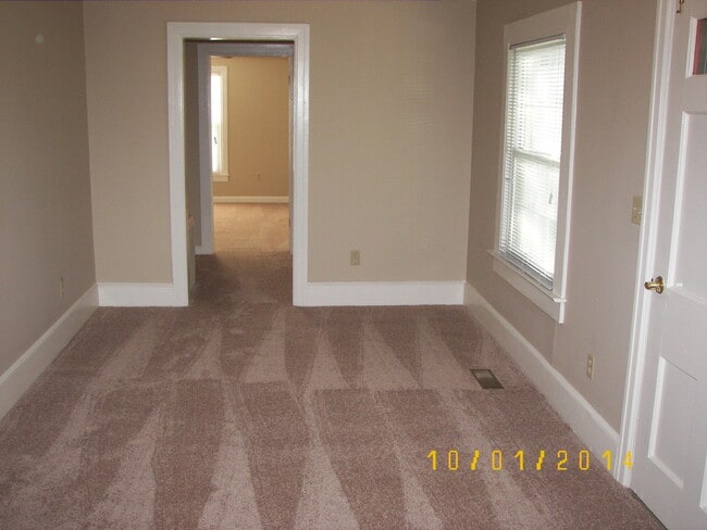 2236 Delaney Dr in Burlington, NC - Foto de edificio - Building Photo