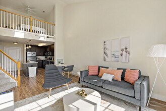 2321 Mill Rd in Alexandria, VA - Building Photo - Building Photo