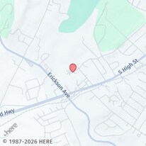 1740 S Dogwood Dr in Harrisonburg, VA - Building Photo