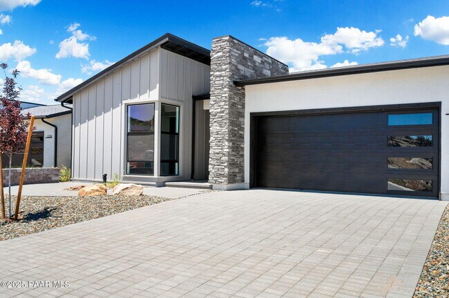 1326 Rockwood Dr in Prescott, AZ - Building Photo - Building Photo