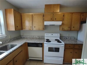 282 Greenwich Dr in Richmond Hill, GA - Building Photo - Building Photo