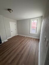 531 W John St, Unit 1 in Martinsburg, WV - Building Photo - Building Photo