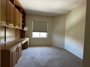 2825 N Chevington Ct in Orange, CA - Building Photo - Building Photo