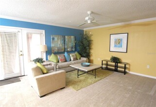 1959 Toucan Way in Sarasota, FL - Building Photo - Building Photo