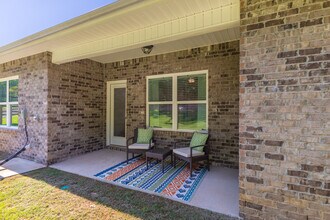 Twin Oaks Townhomes in Madison, AL - Foto de edificio - Building Photo