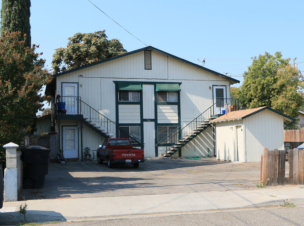 510 N 5th Ave in Oakdale, CA - Building Photo