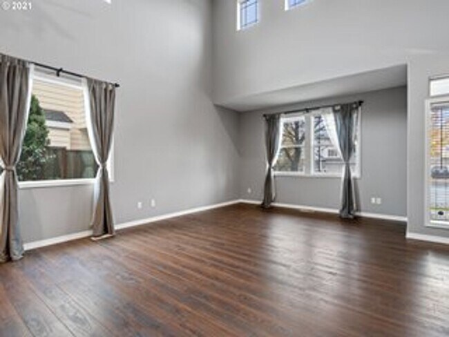 16037 SE Peace Ct in Happy Valley, OR - Building Photo - Building Photo