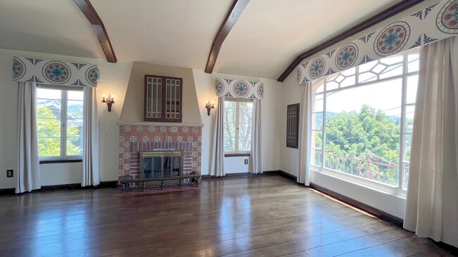 property at 645 Jean St