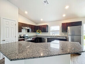 1812 NE 7th Pl in Cape Coral, FL - Building Photo - Building Photo