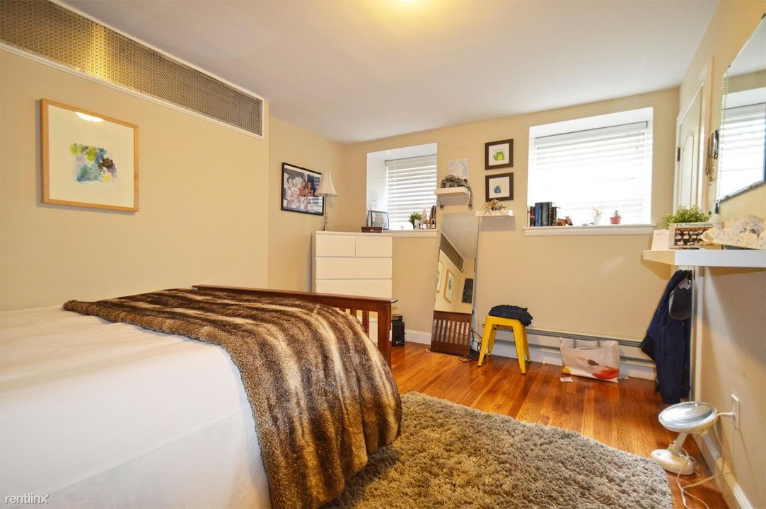 1805 Beacon St-Unit -# A in Brookline, MA - Building Photo