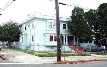 5000 Melrose Ave in Oakland, CA - Building Photo - Building Photo