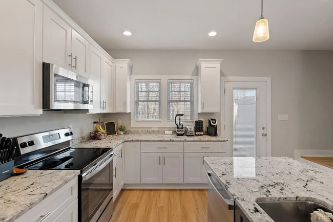 36 English Commons Dr in Lynchburg, VA - Foto de edificio - Building Photo