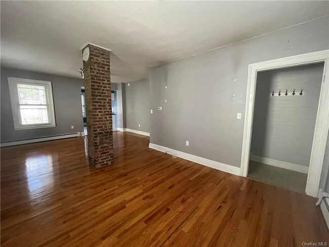 13 Cherry Ave in Cornwall On Hudson, NY - Building Photo - Building Photo