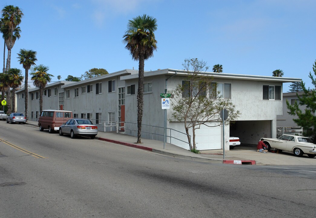 Gaassle Terrace in Ventura, CA - Building Photo