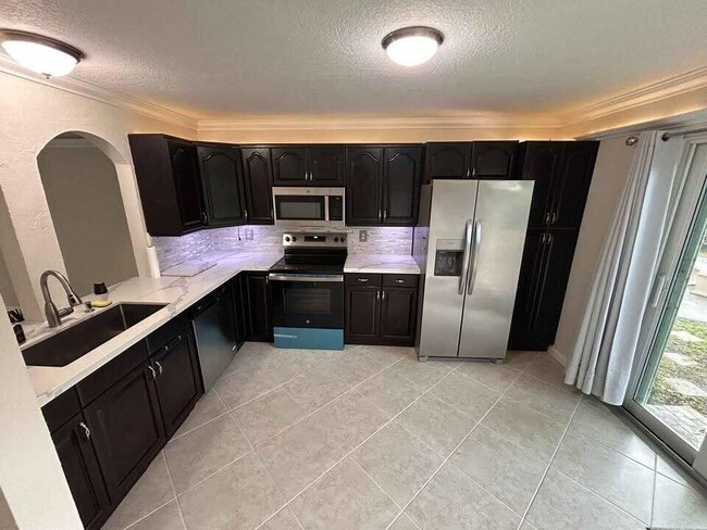 55 SE 14th St in Boca Raton, FL - Building Photo - Building Photo