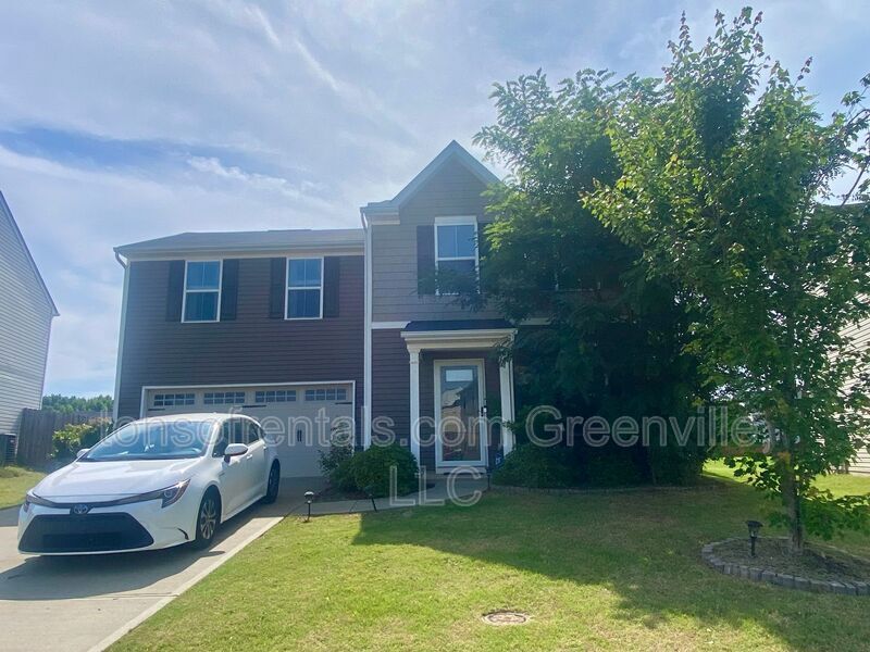 4 Tattershall Rd in Greenville, SC - Building Photo